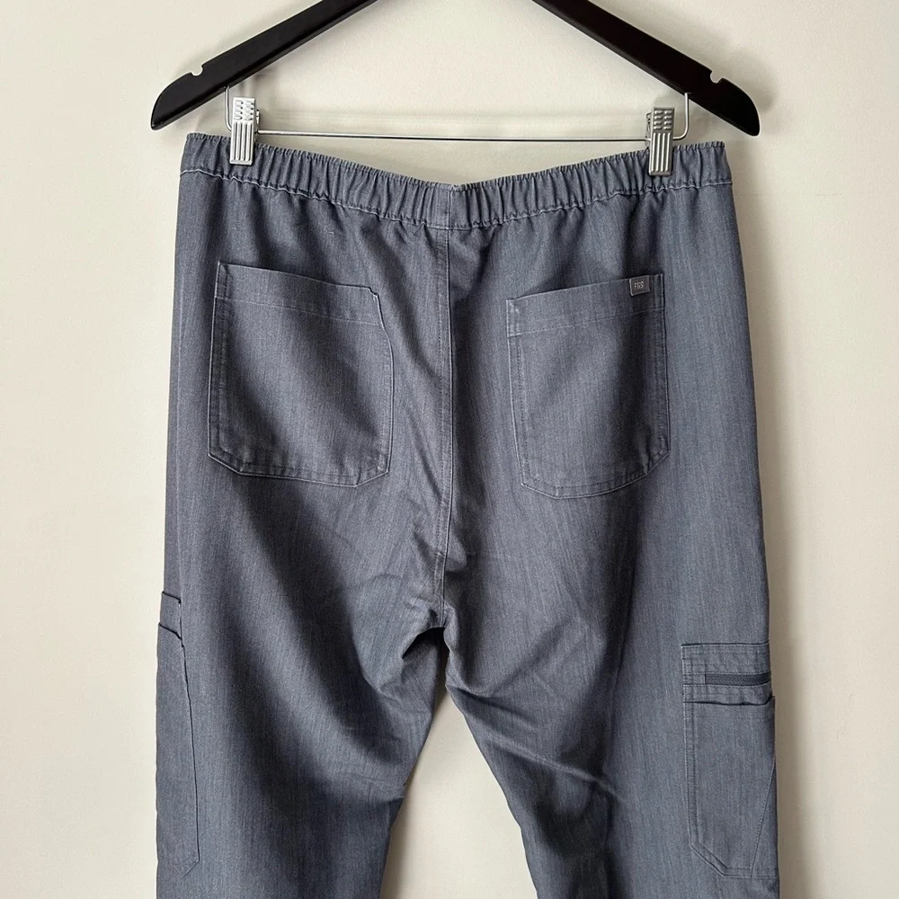 Figs Cairo Cargo Scrub Pants in Graphite Size Large